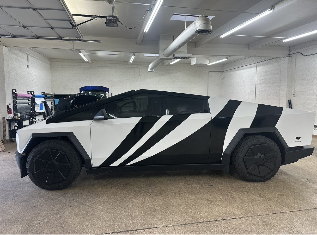 Tesla Cybertruck custom wrap